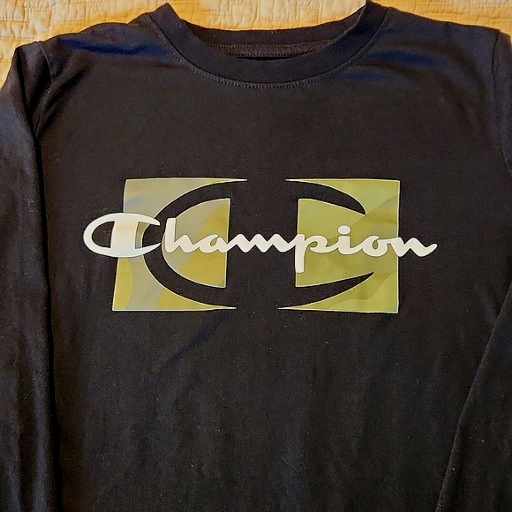 Champion boys long-sleeved tshirt.